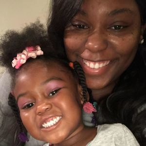 Meet your Posher, Ebony